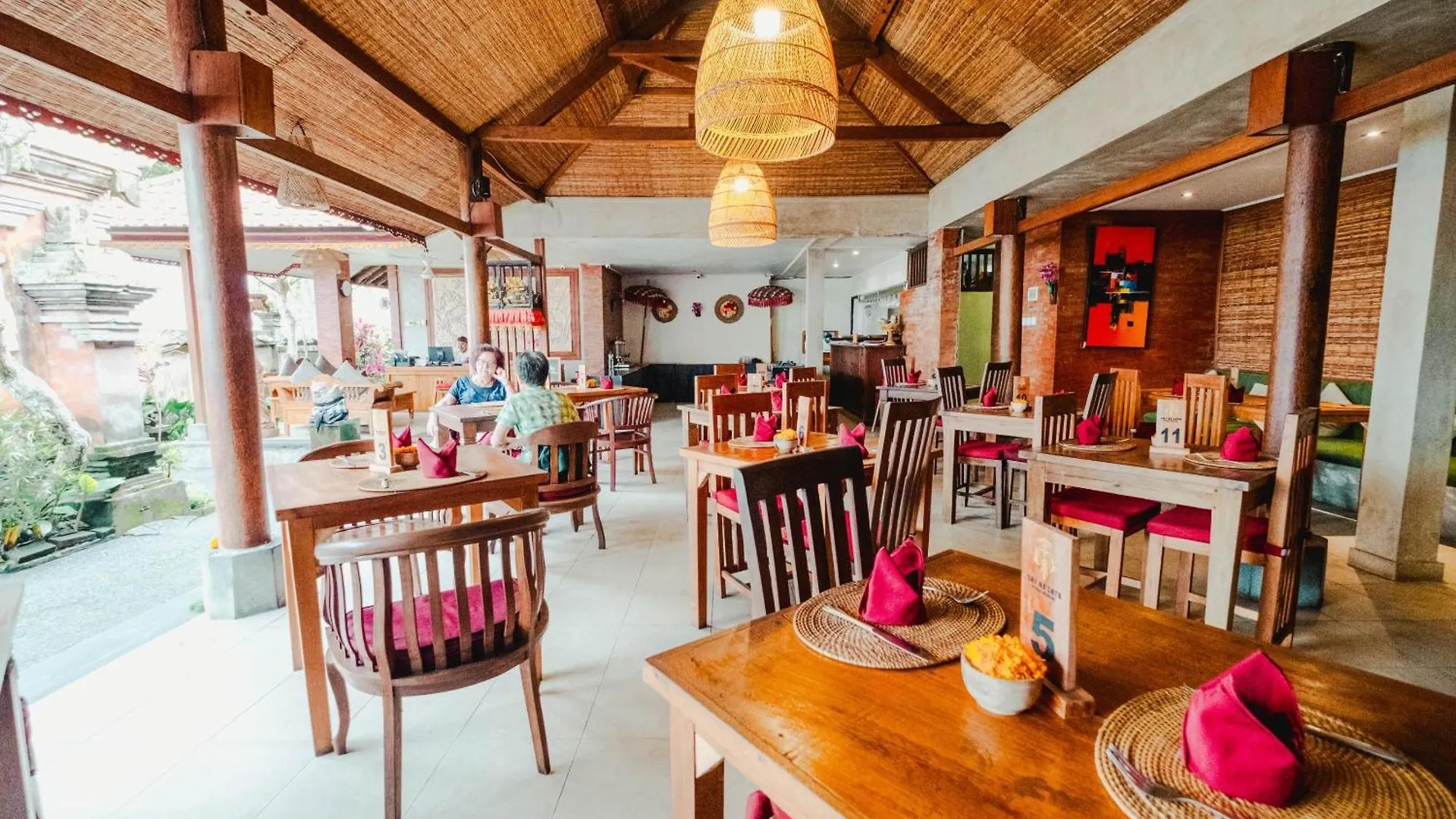 Hotel Sri Aksata Ubud Resort