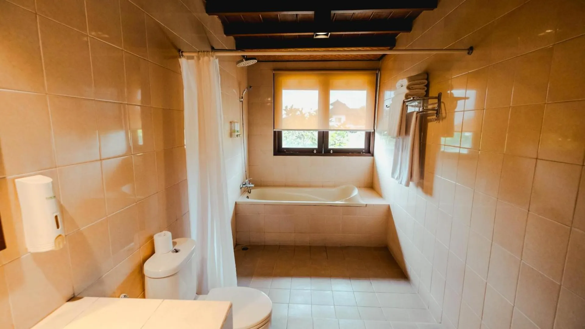 Hotel Sri Aksata Ubud Resort
